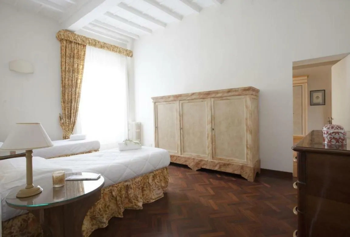 Istay - Appartamento Cellini Florence